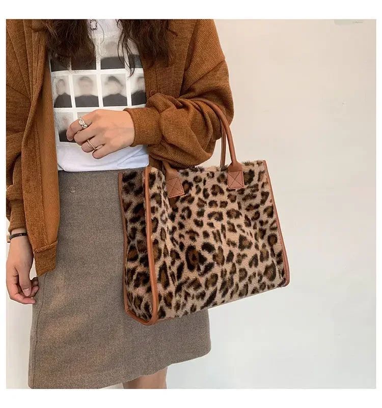 New Women Soft Plush Hand Bag New Winter Leopard Cow Print Tote Bags Female Pu Leather Underarm Bags Furry Fluffy Shoulder Bag