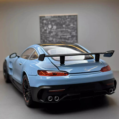 Grande 1:18 Mercedes Benz GTR Miniatura de Carro de Liga Leve Coleção Simulação Diecast Som e Luz Veículo Brinquedos Carro Para Presentes Infantis