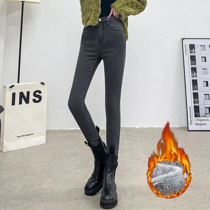 Winter Women Chic Fleece Thermal High Waist Jeans Lady Snow Warm Plush Denim Pants Girls Classic Fashion Straight Leg Trousers