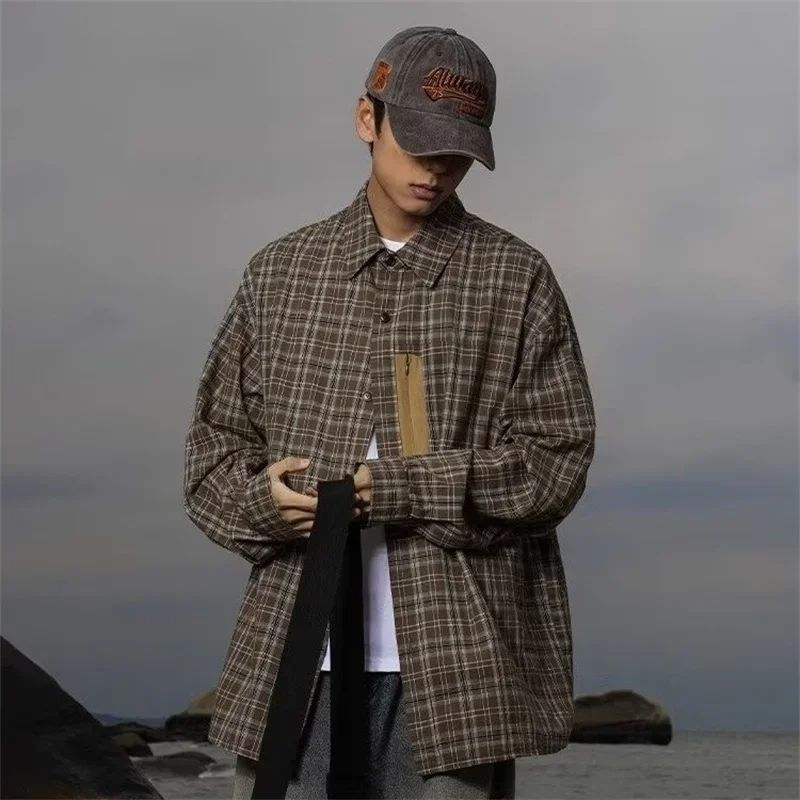 Autumn Y2K Vintage Plaid Shirts For Men Long Sleeve Button Up Blouse Korean Fashion Zip Pocket Cargo Shirt Streetwear Clothes