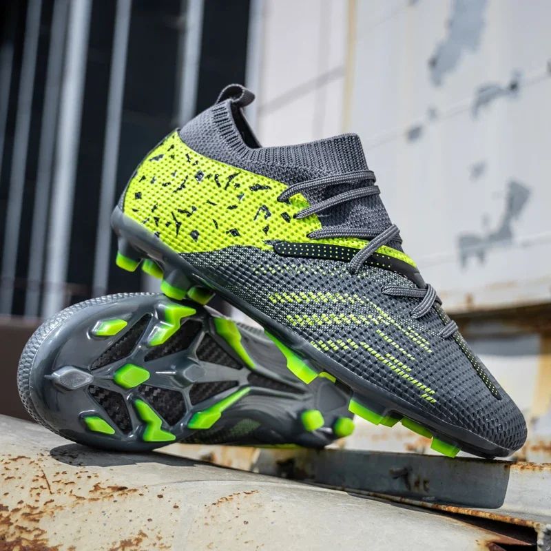 New Men TF/FG Soccer Shoes Society Original Grass Training Professional Cleats Football Boot Low Cut Top Quality Sneakers Casual