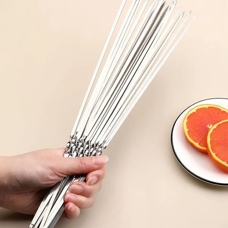 30PCS Flat metal barbecue skewers long hook stainless steel wide sharp reusable barbecue skewers set suitable for meat, shrimp