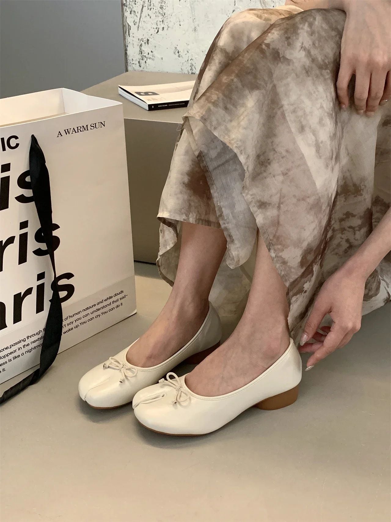 Tabi Shoes Ballet Falts Leather Ballerina Shoes For Women Split Toe Flats Tabi Shoes Slip On Soft Bottom Moccasins with Bowknot