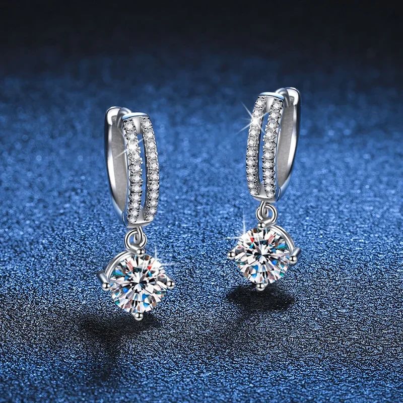 Brincos de Ouro Branco 14K AU585 Platina PT950 moissanite clássicos quatro garras cor D 1 quilate para mulheres