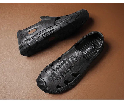 2025 New Men's Handmade Leather Sandals Flat Sandals Fashion Men's Suitable for Beach Vacation Summer Brown Non-slip Sandals