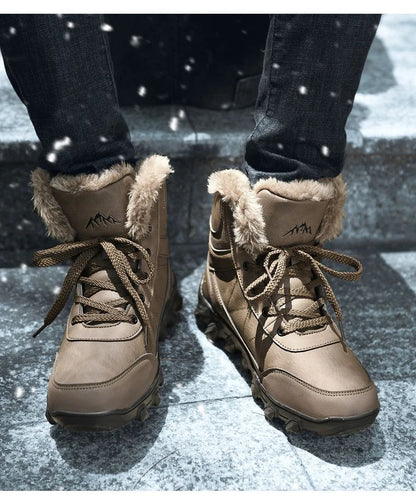 Botas de Neve de Inverno 2025 Masculinas Sapatos Outdoor Cano Alto Cadarço Antiderrapante Botas de Tornozelo Quente Confortáveis Pelúcia Sapatos Casuais Masculinos