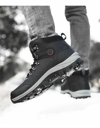 Botas de inverno masculinas com pele quente, antiderrapantes, sapatos casuais de trabalho masculinos, tênis de couro impermeáveis, botas de cano alto, tamanhos grandes