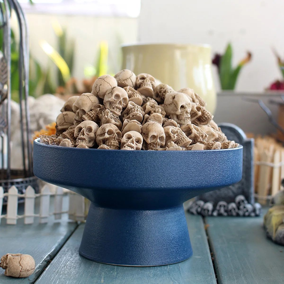 20pcs Halloween Decorative Skeleton Head Miniature Ornaments Outdoor Home Garden Lawn Unique Flower Pot Decorative Skull Statue