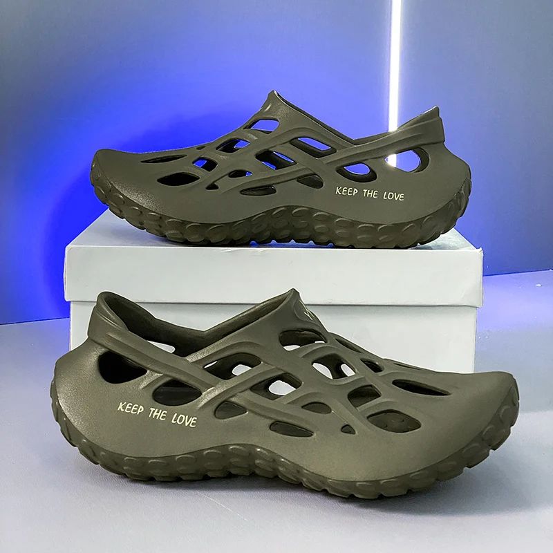 Summer Men Sandals Light EVA Men's Casual Shoes Hole Shoes Clogs Lovers Home Garden Outdoor Male Beach Flat Slippers Big Size