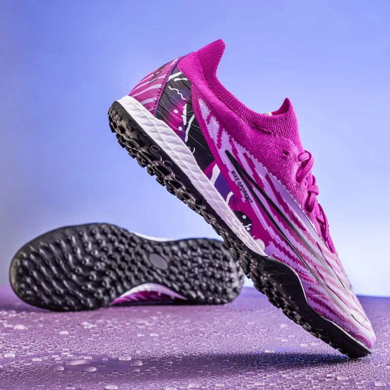 Men's Soccer Shoes FG Anti-Slip Professional Training Shoes New Football Boots Outdoor Cleats Sports Shoes