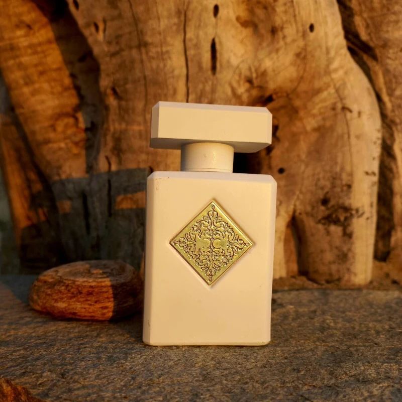Perfume Unissex 90ml – Eau de Parfum Oriental Amadeirado de Luxo de Longa Duração com Oud, Baunilha, Almíscar e Rosa para uma Fragrância Marcante Diária