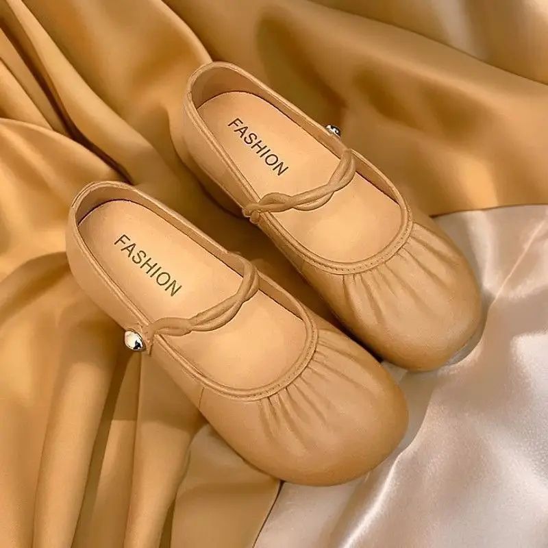 Summer 2025 Women's Flat Mary Jane Sandals Folded Beans Style Versatile Flats Fashionable French Bean Trend Ankle Cover PVC Mate