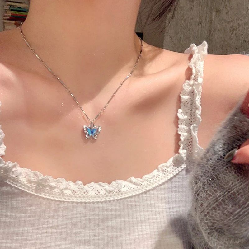 LATS Colar Feminino de Borboleta Cristal Azul Romântico Simples Brilhante Zircônia Camada Dupla Gargantilha Corrente Clavícula Nova Joia Fina