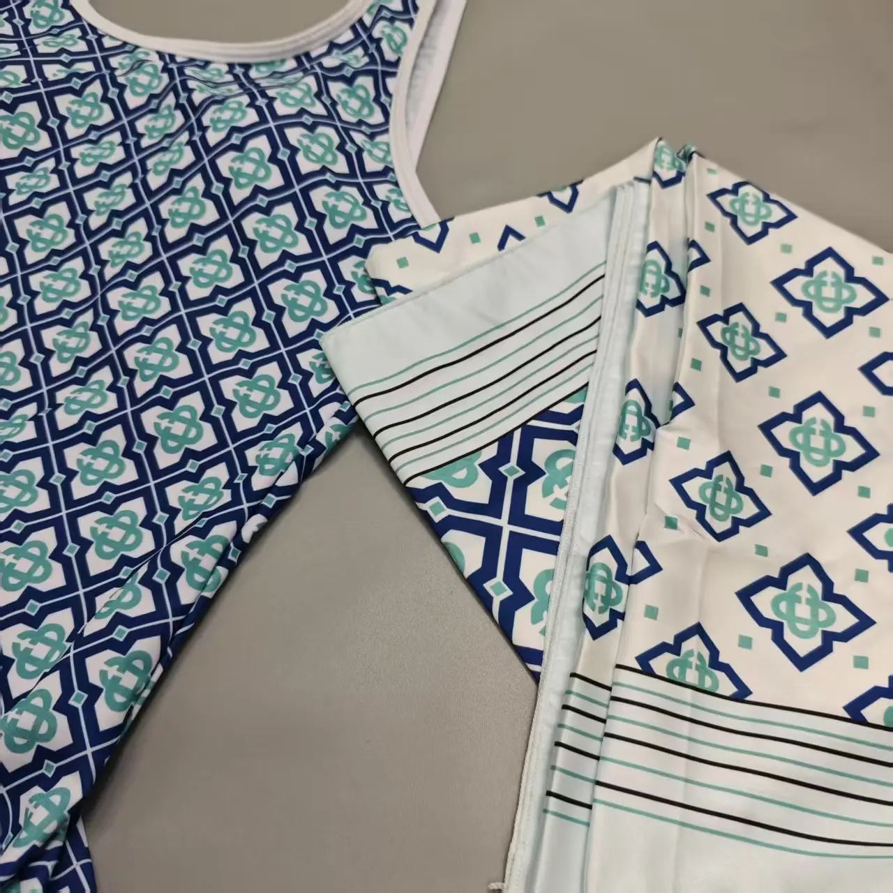 2025 Luxury Design Women's Scarf Swimsuits Italian Designer Brand Sexy Beach Scarf Bikini Set