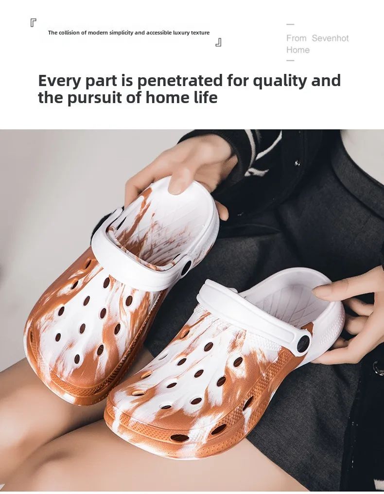 Summer Couple Clog Shoes Fashion Sandals Waterproof Slippers Men Shoes Outdoor Soft Sole Shoes Clogs EVA Beach Home Slipper