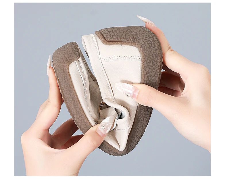 Vulcanize Women Shoes Flats Leather Moccasins Sneakers Designer Shoes for Women Slip-on Loafers Female Boat Shoes Big Size 43