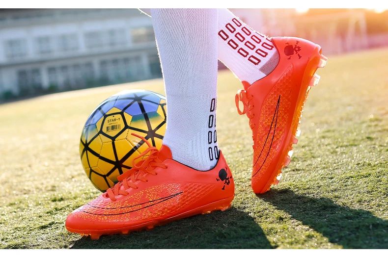 Men Society Soccer Shoes Cleats TF/FG Indoor Non Slip Original Professional Fast Football Shoes Grass Training Football Boots