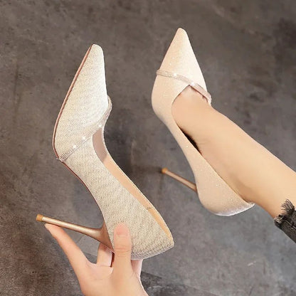 Sapatos Femininos de Salto Alto 2024 Nova Coleção Primavera e Outono Sapatos Femininos de Bico Fino Vestido Sapatos de Casamento Temperamento Banquete Sapatos Individuais