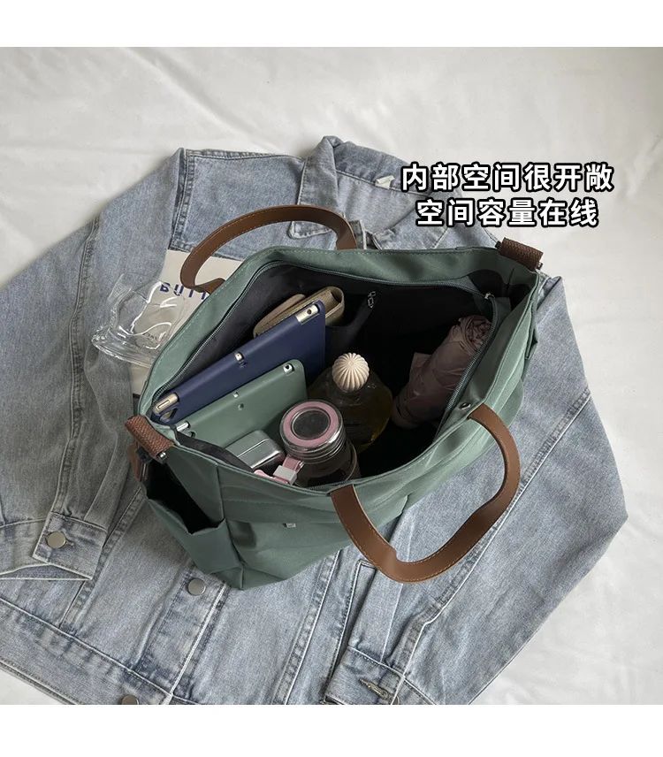 Designer Women's Tote Bag Spacious Nylon Handbag Multiple Pocket Large Capacity Commuting Shoulder Bag Lightweight Shopping