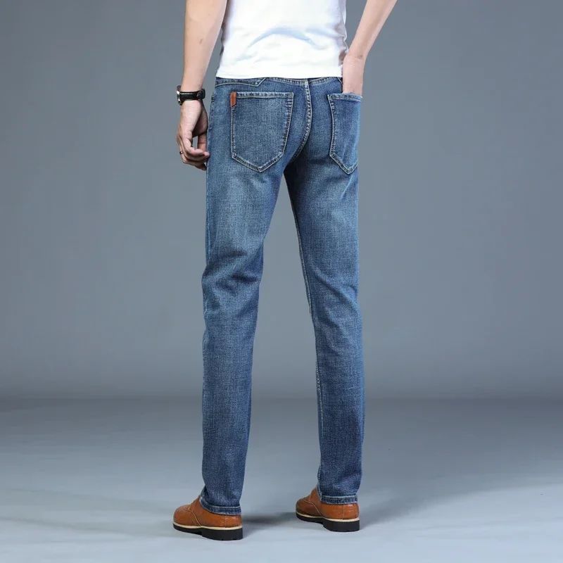 Mens High Quality Jeans Fashion Straight Denim Pants Men Classic Casual Jeans Male Plus Size Denim Trousers Ripped Jeans 28-40