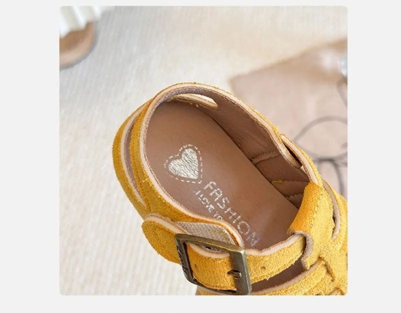 1-12Y Children's Sandals Toe Protect Boys Girls Summer New Candy Color Soft Sole Shoes Kids Casual Retro Flat Leather Sandals