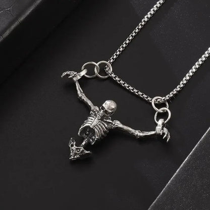 Colar Masculino Caveira Prisioneira Banhado a Prata, Acessório de Joia Gótica para Motociclistas, Punk Rock e Halloween