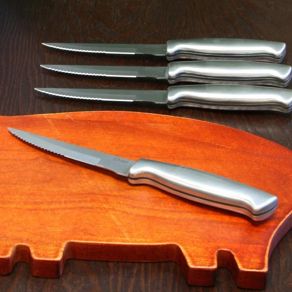 Conjunto de 4 Facas de Bife em Aço Inoxidável 4.5 Polegadas Lâminas Serrilhadas Resistente à Ferrugem Talheres de Cozinha Lavar à Mão
