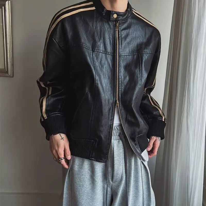 Loose Fit Men's Biker Leather Jacket Stripe Patchwork Stand Collar Casual Outerwear Façade Mixed Material Chinese Production
