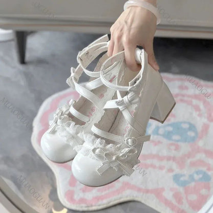 Sapatos de salto alto Lolita vermelhos, sapatos de salto grosso de renda para primavera e outono, sapatos de couro envernizado Mary Jane para mulheres
