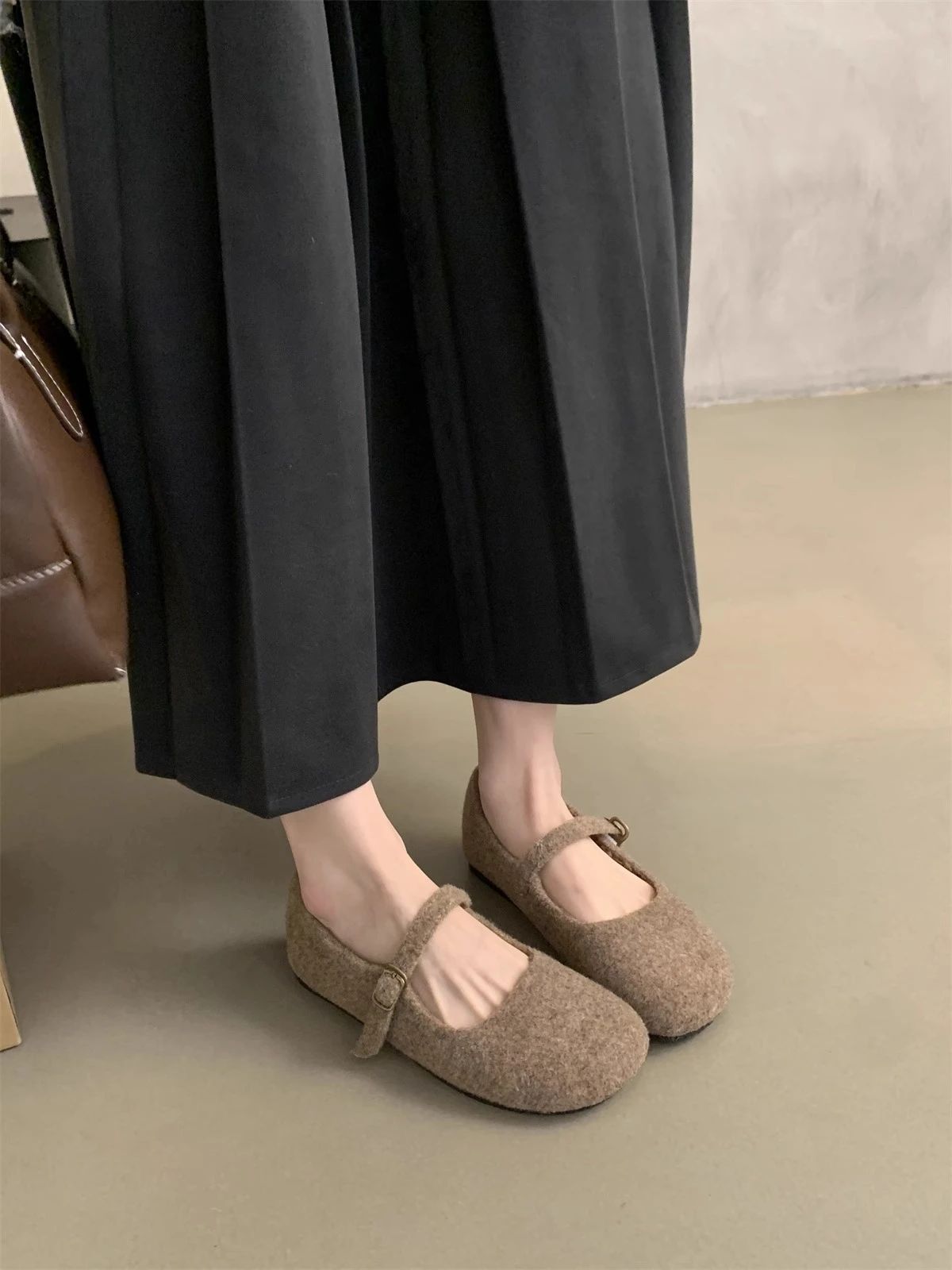 Fashion Square Toe Fleece Flet Ballet Flats Woman Winter Warm Wool Mary Jane Shoes Ladies Brand Design Elegant Plush Loafers