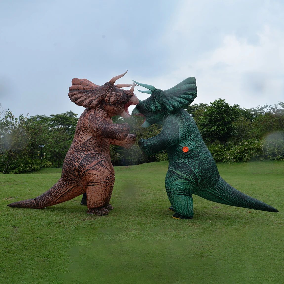 Inflatable Dinosaur Costume Blow Up Triceratops Costumes for Adults Fancy Dinosaur Party Halloween Cosplay Costume