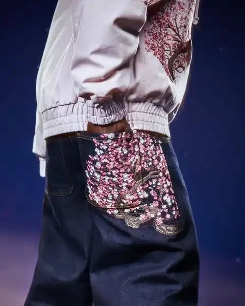 Calça jeans Hip-hop com moedas douradas Y2K retro cintura baixa perna larga com zíper calças jeans soltas bordadas moda masculina Y2K