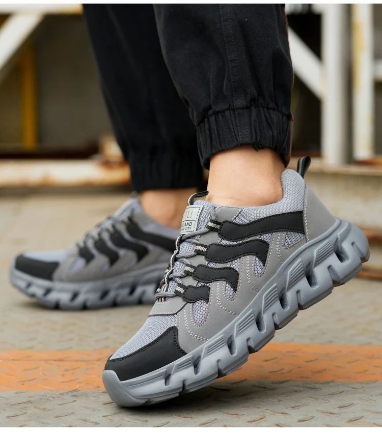 Light work shoes for men with iron professional man safety shoes non-slip work boots men steel nose safety sneakers man 46