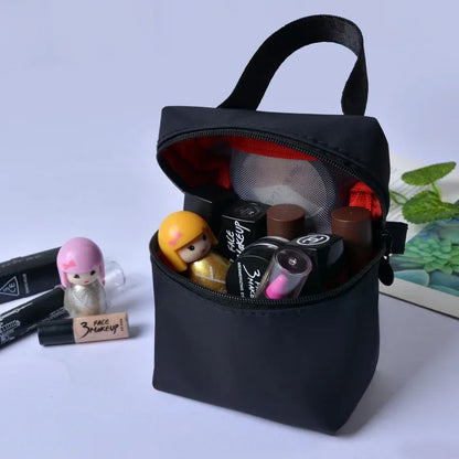 Top selling high-end portable waterproof handle makeup bag, lipstick storage bag, headphone pouch, mini menstrual towel bag