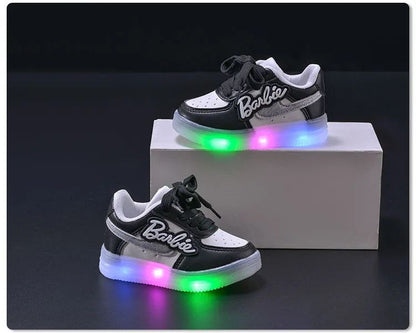 Girls Light-Emitting Sneakers Cartoon Board Shoes Breathable Breathable Leather Casual Shoes Fashion LED Shine Running Shoes