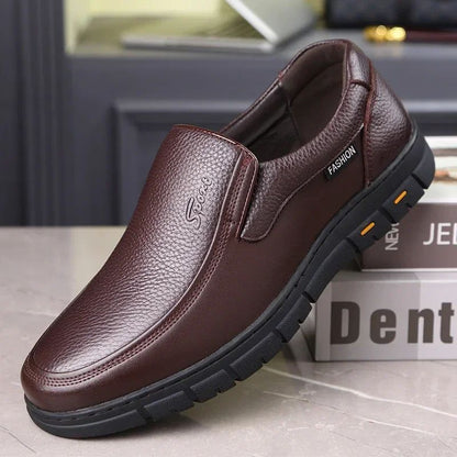 Winter Warm Men Casual Shoes Genuine Leather Breathable Man Loafers High Quality Mens Formal Dress Shoes Slip on Driving Shoes