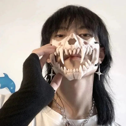 Halloween Half Face Mask Popular Dragon God Fierce Tiger Night Dog Man Wolf Costume Skull Performance Mask Mask Deadpool Terror