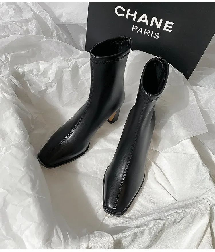 Autumn and Winter New Brown Short Boots with Velvet Coarse Heel French Ankle Boots and Back Zipper Square Head Boots