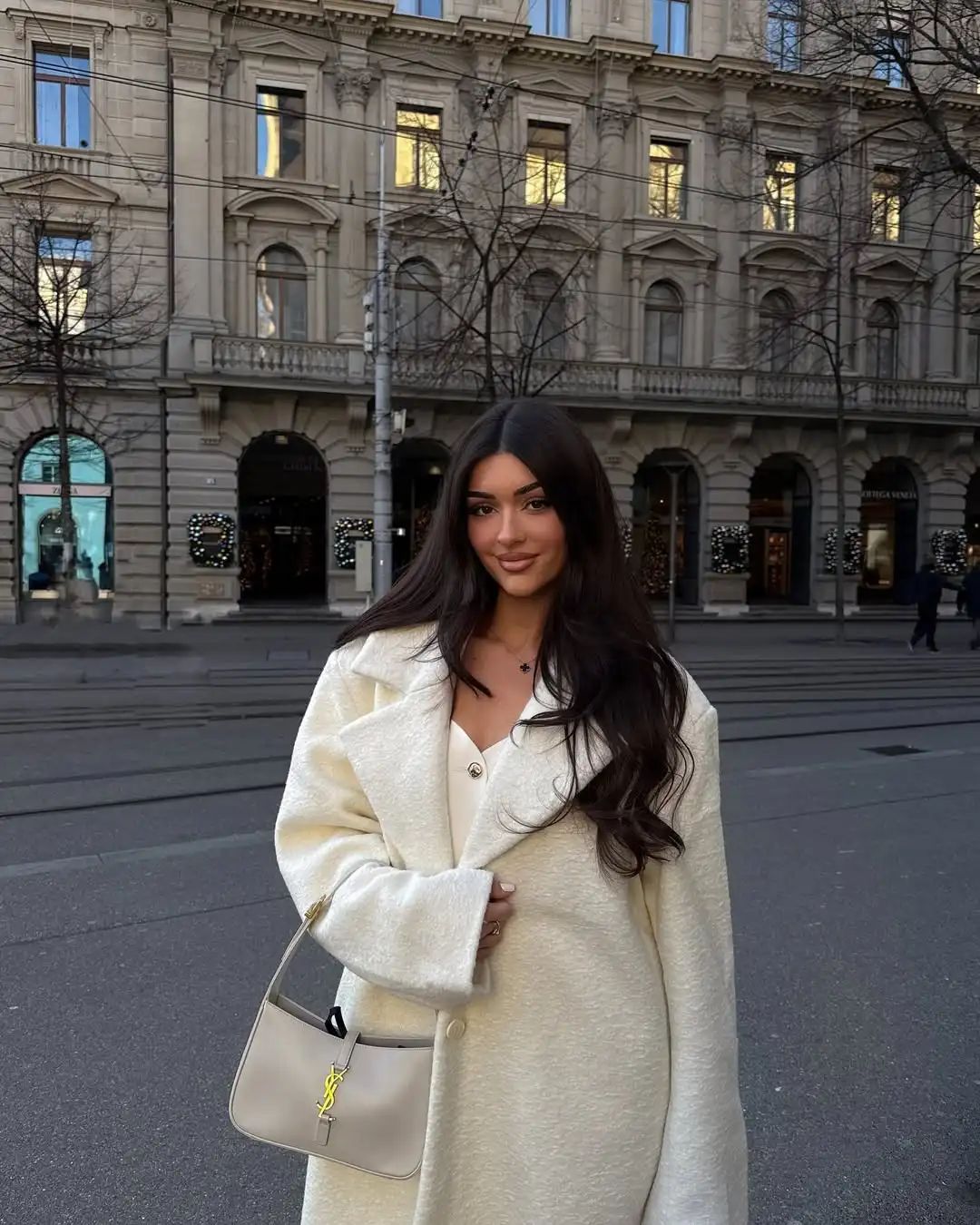 Elegant White Lapel Woolen Long Coat Women Fashion Full Sleeve Single-breasted Warm Loose Coats Lady Winter Commute Street Wear