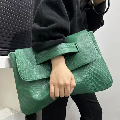 Ladies' fashionable retro snake patterned handbag with high capacity and detachable shoulder strap, single shoulder bag