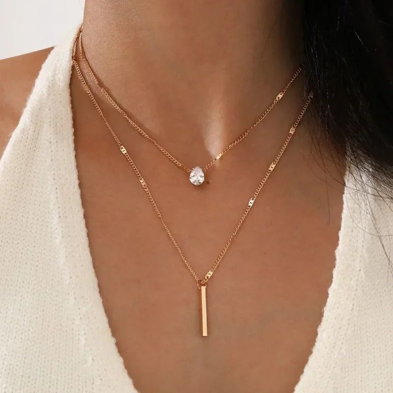 Colar de Pingente em Camadas na Corrente de Pescoço Feminino Cristal Zircônia Coração Estrela Charm Colar Camadas Vintage Joias de Pescoço Femininas Quentes
