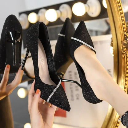 Sapatos Femininos de Salto Alto 2024 Nova Coleção Primavera e Outono Sapatos Femininos de Bico Fino Vestido Sapatos de Casamento Temperamento Banquete Sapatos Individuais