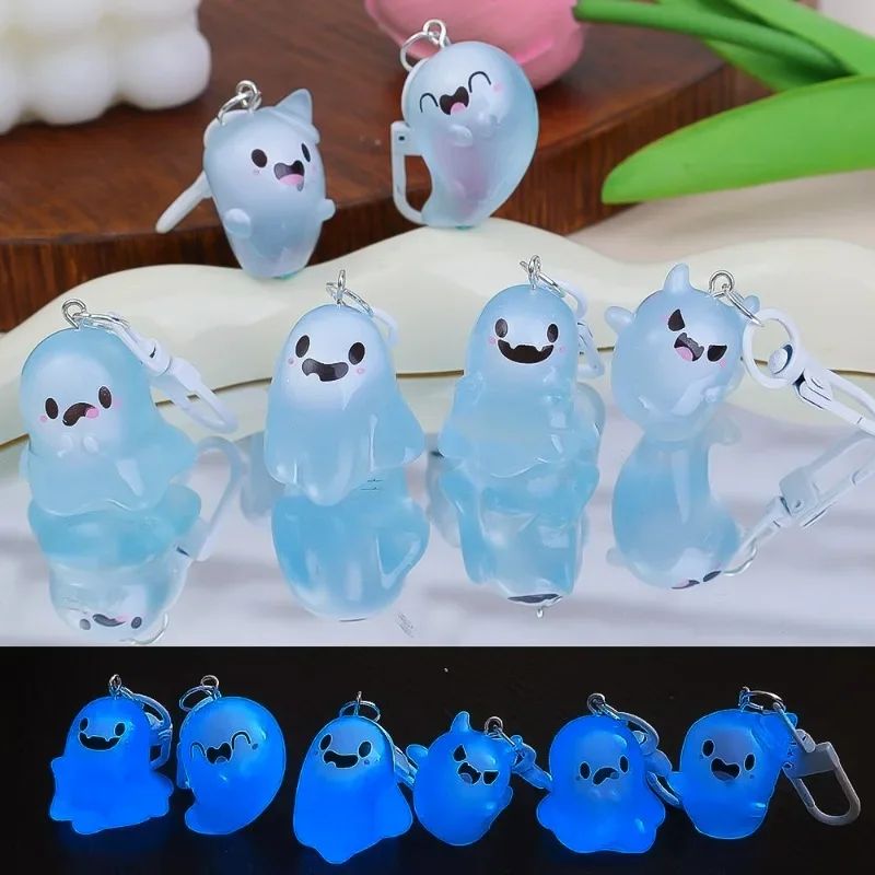 Creative Halloween Luminous Mini Cute Ghost Pendant Keychains Resin Keyring Key Holder for Kid Adult Festival Gifts Bag Charms