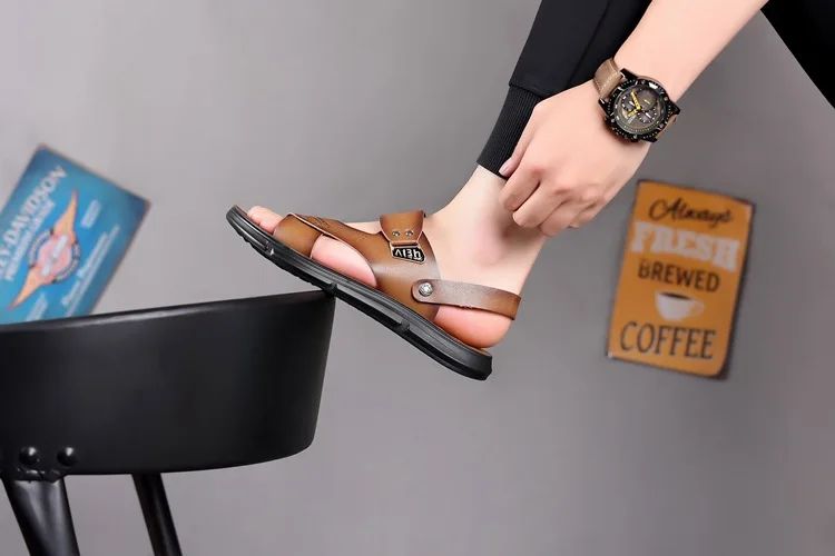 Men's Casual Trendy Soft Bottom Sandals 2024 New Design Real Leather Beach Shoes Slippers Anti-Slip Summer Shoes