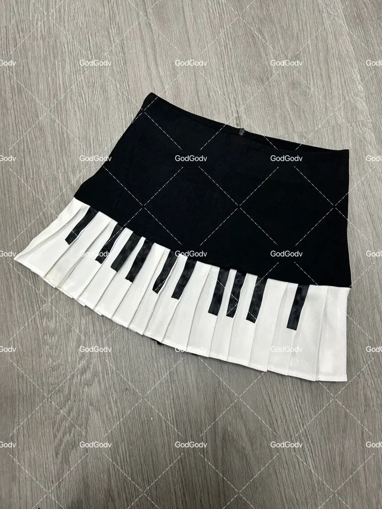 2000s Aesthetic Elegant Women Piano Skirt Stripe Design Y2k Slim Mini Skirt Female Black White Spliced Korea Style Chic Outfits