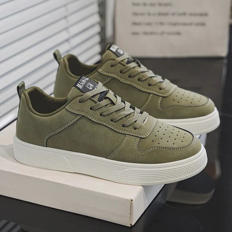 Cheap Green Man Urban Sneakers Big Size 47 48 Platform Men’s Skateboarding Shoes Harajuku Low Cut Male Skate Shoe Zapatos Hombre