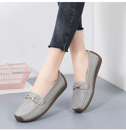 Vulcanize Women Shoes Flats Leather Moccasins Sneakers Designer Shoes for Women Slip-on Loafers Female Boat Shoes Big Size 43