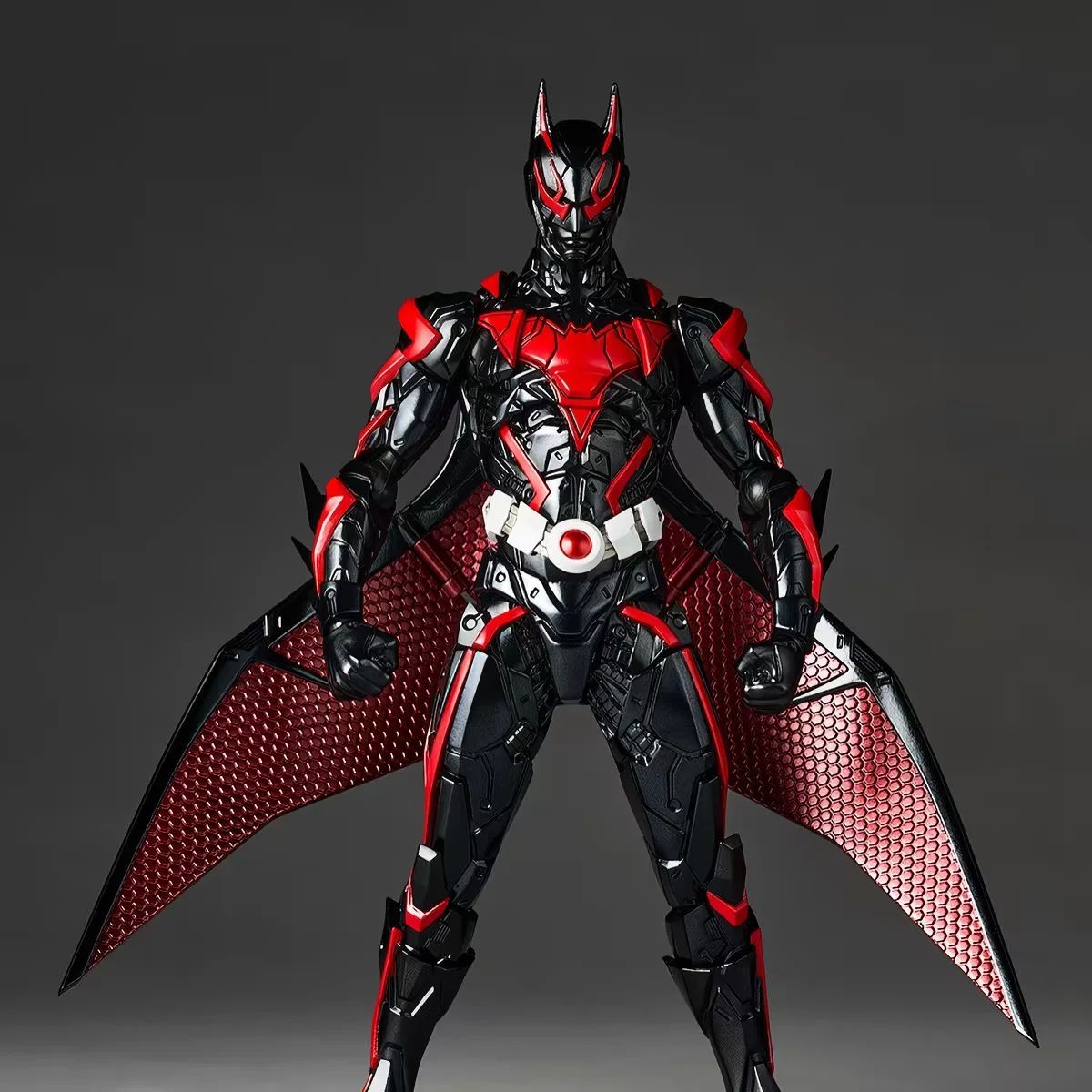 AMAZING YAMAGUCHI 1/12 Scale PVC Action Figures Kaiyodo Revoltech Batman Beyond Batman Ver. Model Collection Toy