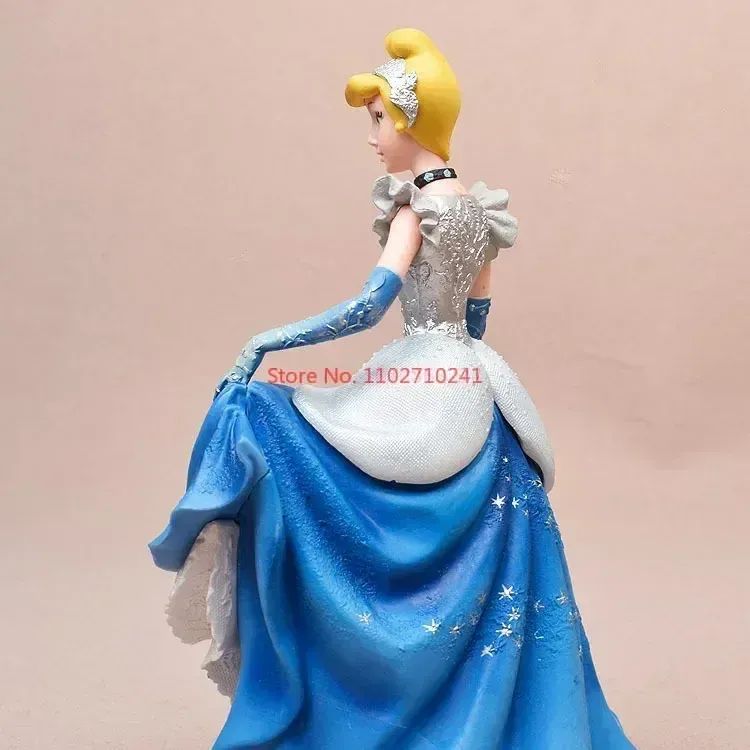 2025 20cm Disney Personagem Frozen Elsa Anna Branca de Neve Rapunzel Boneco de Resina Anime Decoração Modelo Coleção Menina Brinquedos Presente Infantil