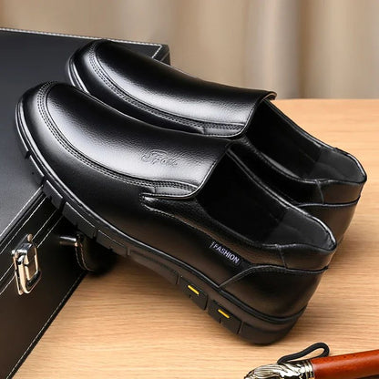Winter Warm Men Casual Shoes Genuine Leather Breathable Man Loafers High Quality Mens Formal Dress Shoes Slip on Driving Shoes